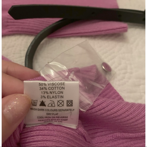 Purchased in Europe | Lavender Buttoned Front Top - Picture 5 of 7